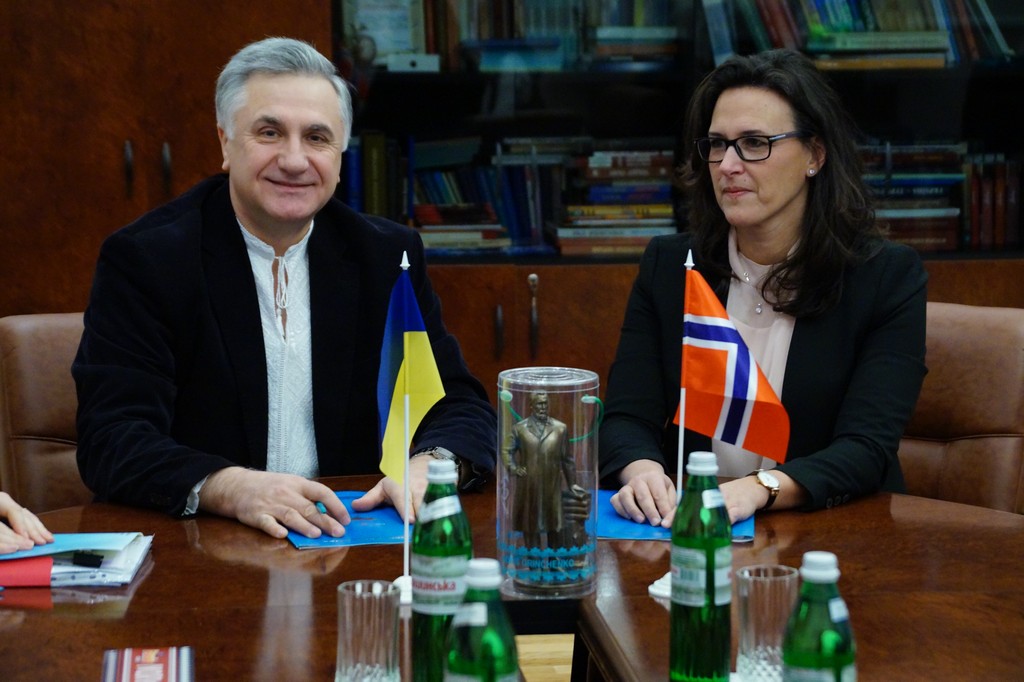 The signing of the memorandum of intent  with the European Wergeland Centre