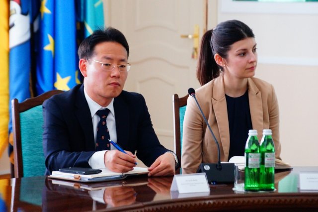 Guest lecture of Extraordinary and Plenipotentiary Ambassador of Republic of Korea in Ukraine Lee Yang-Goo